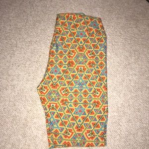 NWT Lularoe Leggings sz Tall & Curvy retail $25